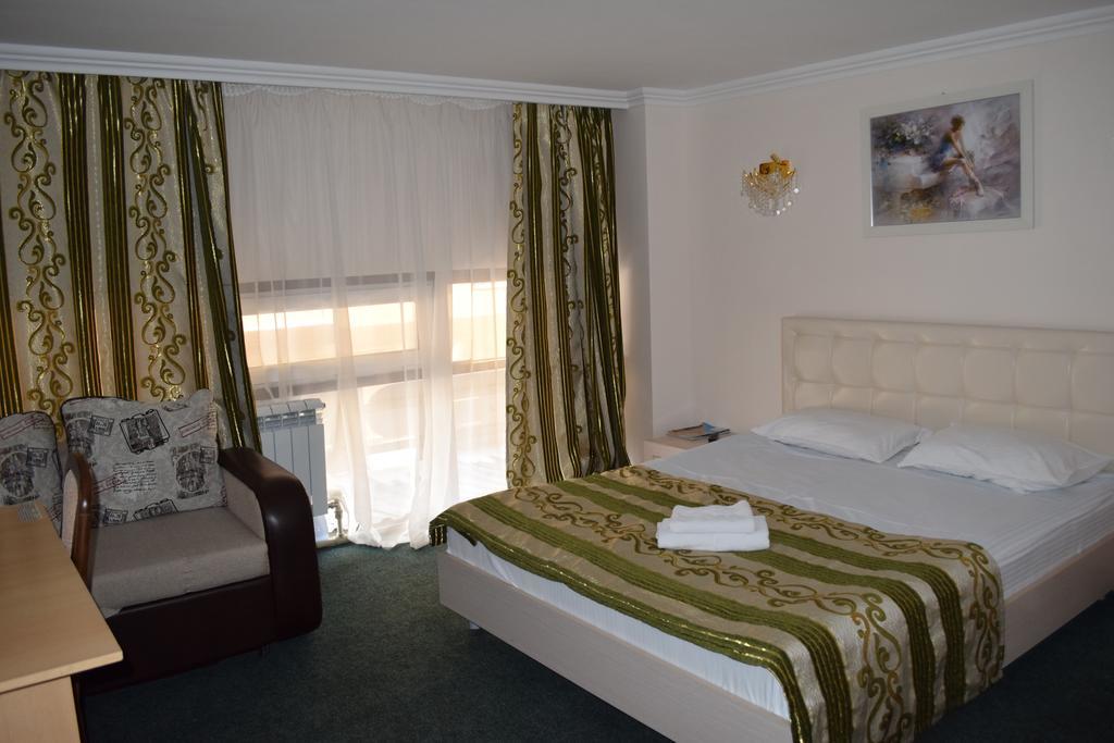 Bayterek Hotel Astana Værelse billede